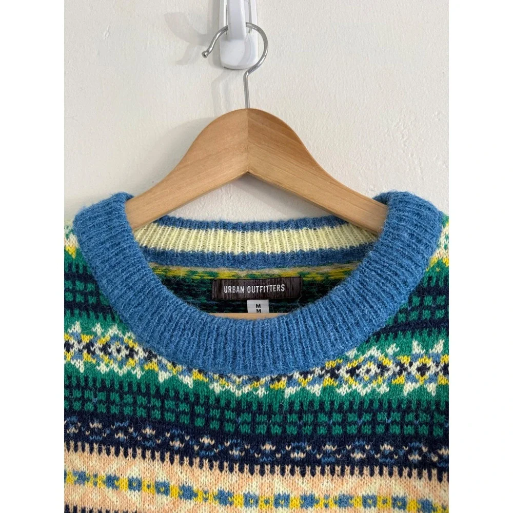 NEW Urban Outfitters Mens Fair Isle Sweater Blue Green Multi Fuzzy Knit Medium